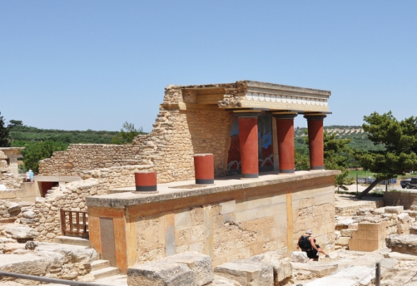 Evidence Suggests That Invasion, Not Natural Disaster, Wiped Out Minoan Civilisation Evidence Suggests That Invasion, Not Natural Disaster, Wiped Out Minoan Civilisation