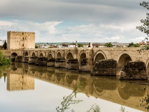 Cordoba Roman Bridge - click to enlarge Cordoba Roman Bridge
