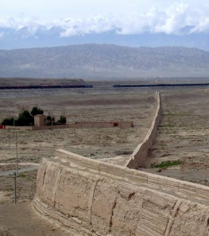 The Great Wall near Jiayuguan - click to enlarge The Great Wall near Jiayuguan