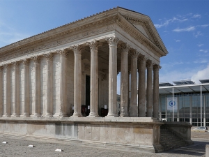 Maison Carree - click to enlarge Maison Carree
