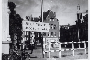 Amsterdam in WW2 - click to enlarge Amsterdam in WW2
