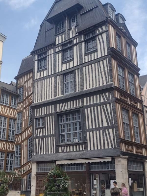 Normandy: Conquerors, Liberators and Artists
